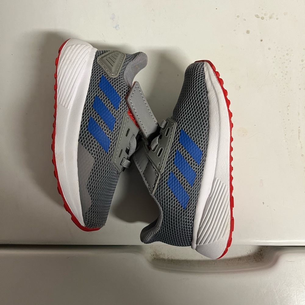 Toddler shoes